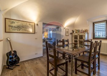 Casa indipendente Via Mombarone, 14
Centro, Donato - foto 33