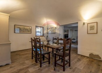 Casa indipendente Via Mombarone, 14
Centro, Donato - foto 35