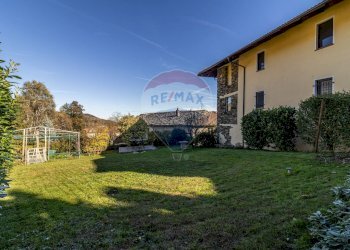 Casa indipendente Via Mombarone, 14
Centro, Donato - foto 51