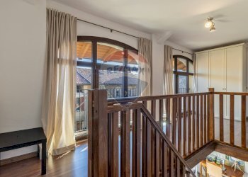 Casa indipendente Via Mombarone, 14
Centro, Donato - foto 27