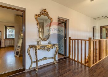 Casa indipendente Via Mombarone, 14
Centro, Donato - foto 26