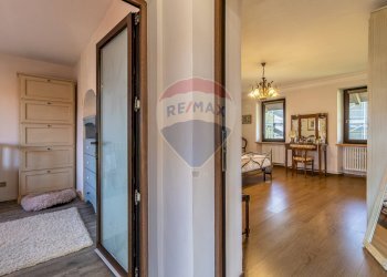 Casa indipendente Via Mombarone, 14
Centro, Donato - foto 25