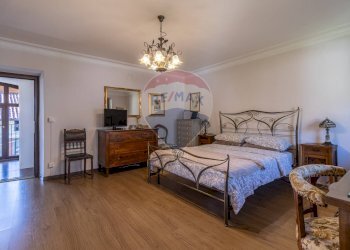 Casa indipendente Via Mombarone, 14
Centro, Donato - foto 22