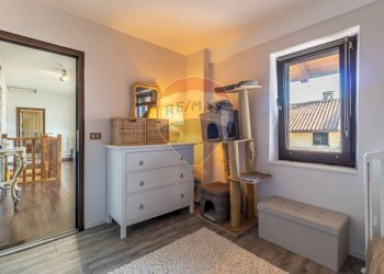 Casa indipendente Via Mombarone, 14
Centro, Donato - foto 19