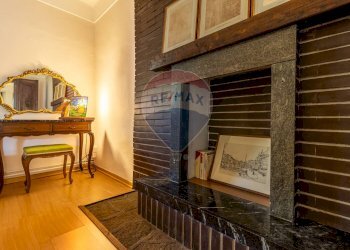 Casa indipendente Via Mombarone, 14
Centro, Donato - foto 14