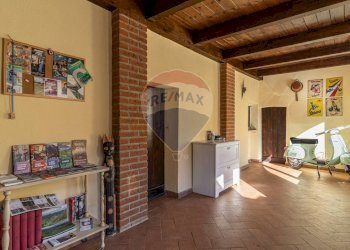 Casa indipendente Via Mombarone, 14
Centro, Donato - foto 66