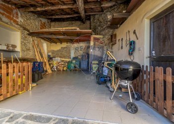 Casa indipendente Via Mombarone, 14
Centro, Donato - foto 70