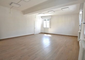 Ufficio Via Giacomo Matteotti, 24, San Pietro in Casale - foto 8