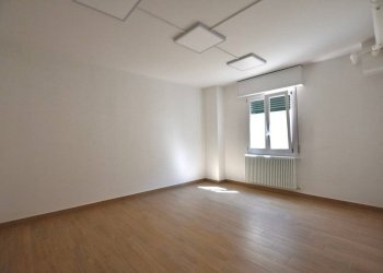 Ufficio Via Giacomo Matteotti, 24, San Pietro in Casale - foto 14