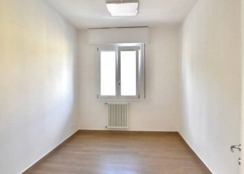 Ufficio Via Giacomo Matteotti, 24, San Pietro in Casale - foto 25