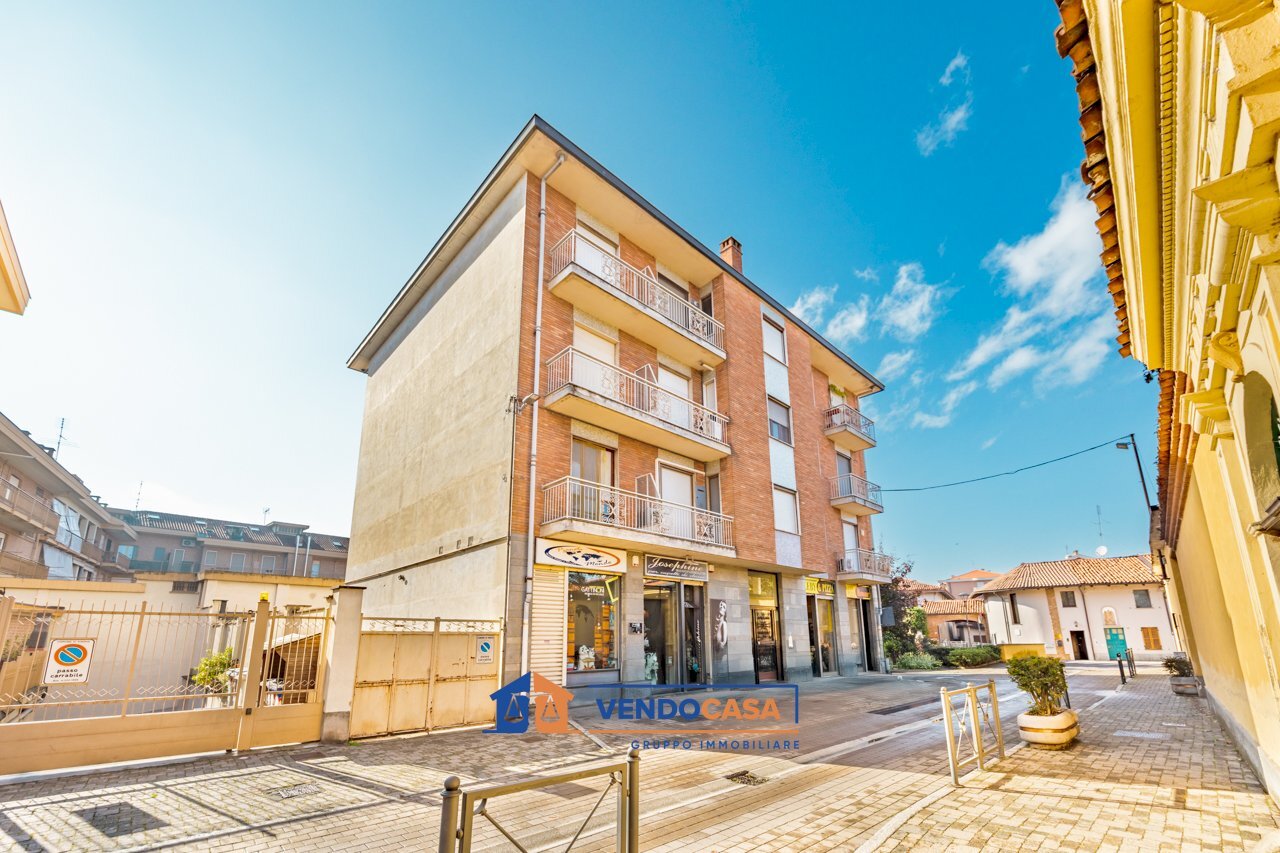 Three-room apartment Vinovo - photo 1