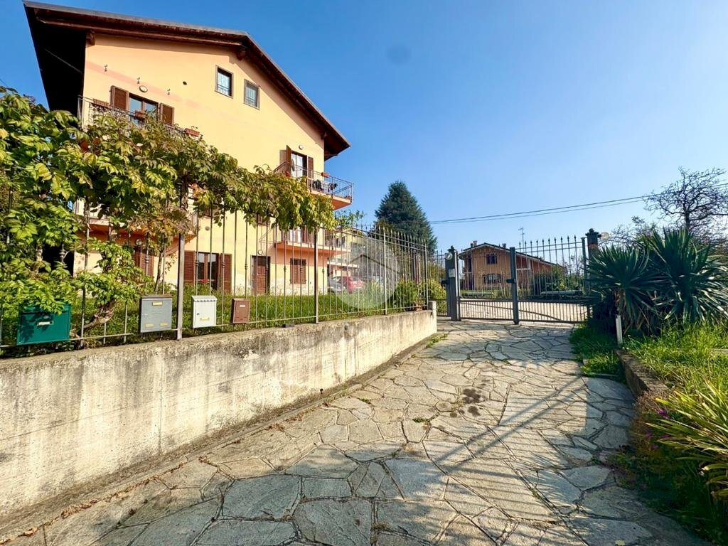 One-room apartment Via della Nombarda, Reano - photo 1