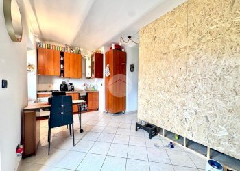 One-room apartment Via della Nombarda, Reano - photo 3