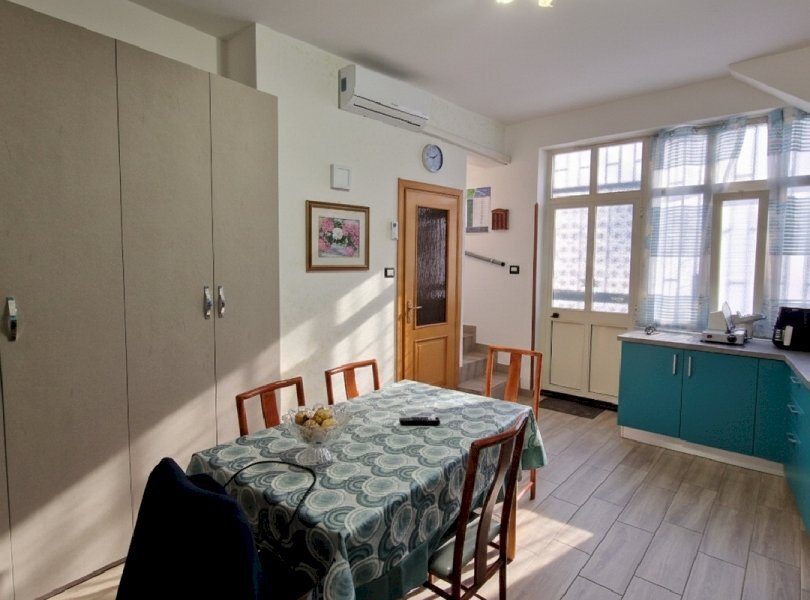 Independent house Mondragone - photo 1