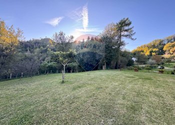 Villa Via trezzo, 147 
 Beverino, Beverino - foto 58