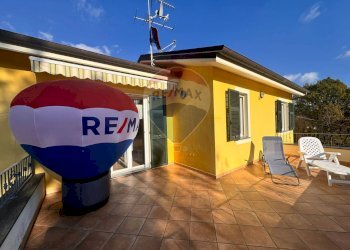 Villa Via trezzo, 147 
 Beverino, Beverino - foto 26