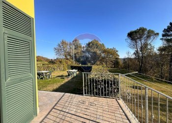 Villa Via trezzo, 147 
 Beverino, Beverino - foto 81