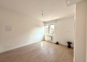 Two-room apartment Bergamo - photo 1