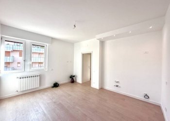 Two-room apartment Bergamo - photo 2