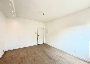 Two-room apartment Bergamo - photo 3