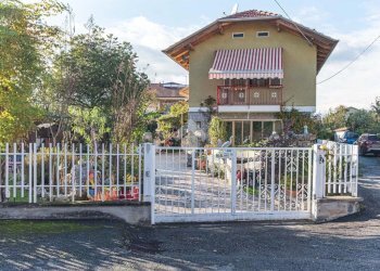 Casa semi indipendente Via viola, Ciriè - foto 1