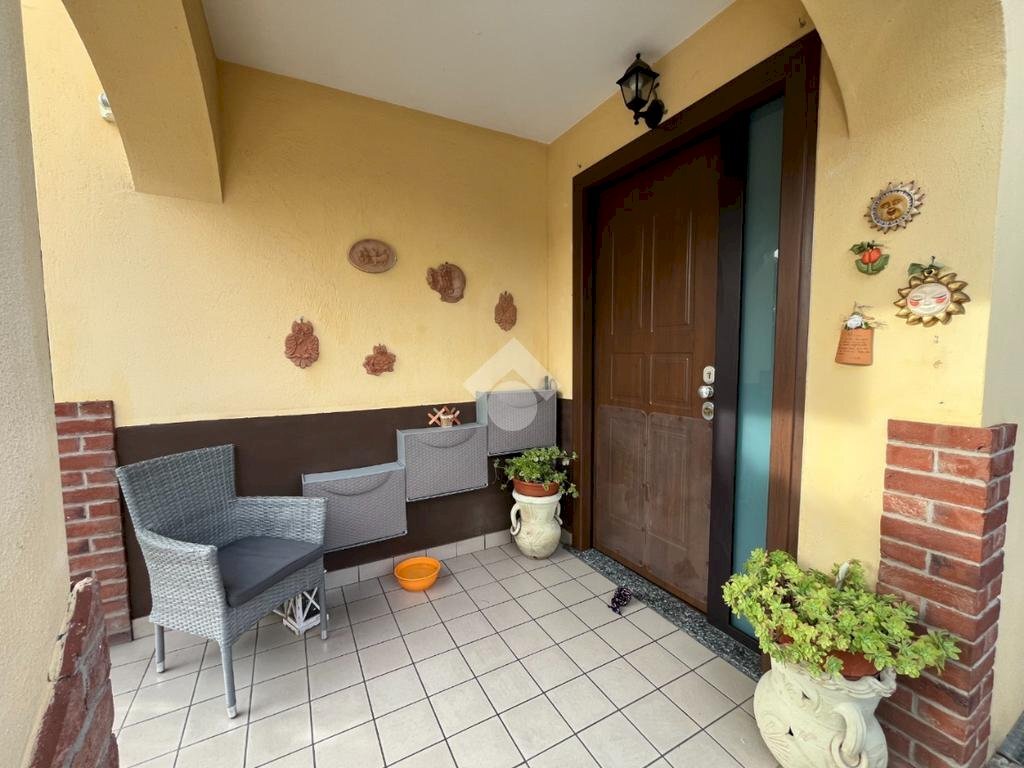 Portion of a house Via Bruna, San Francesco al Campo - photo 1