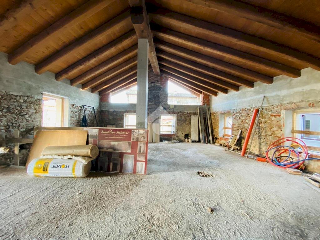 Porzione di casa Via Umberto I, Lanzo Torinese - foto 2