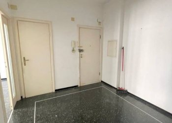 Bilocale Genova (zona San Teodoro) - foto 2