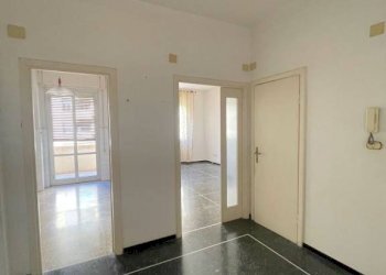 Bilocale Genova (zona San Teodoro) - foto 3