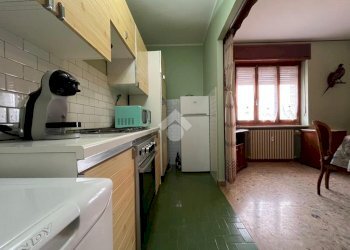 Two-room apartment Piazza Vittorio Veneto, Paesana - photo 8