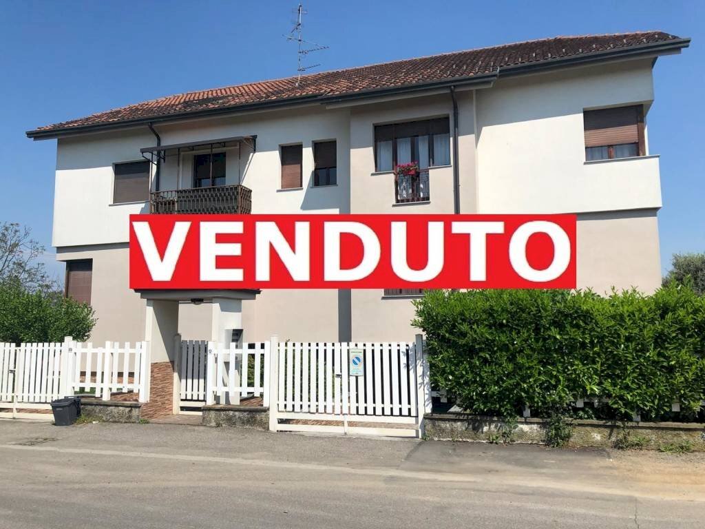 Facciata - Three-room apartment via Giambattista Tiepolo, Lainate - photo 1