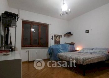 Camera da letto - Trilocale via Giambattista Tiepolo, Lainate - foto 8