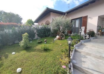 Giardino - Villa via Aldo Moro, Cuggiono - foto 7