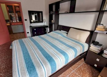 Camera da letto - Quadrilocale via Alfonso Lombardi, Bologna (zona Bolognina) - foto 45