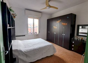 Camera da letto - Quadrilocale via Alfonso Lombardi, Bologna (zona Bolognina) - foto 47