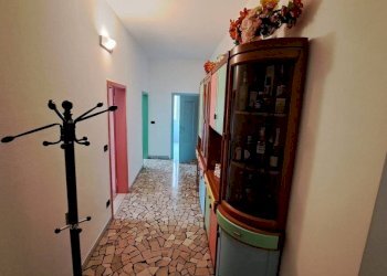 Corridoio - Quadrilocale via Alfonso Lombardi, Bologna (zona Bolognina) - foto 4