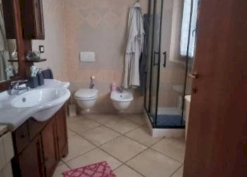 Bagno - Capannone via Stradale per Asti, 72, Azzano d'Asti - foto 6