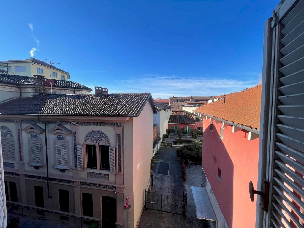 Vista - Quadrilocale via Cesare Balbo, 2, Chieri - foto 1