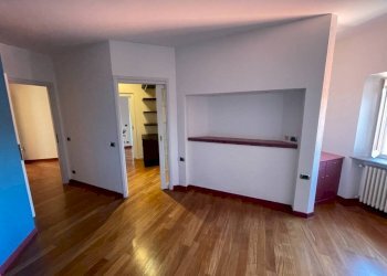 Camera da letto - Quadrilocale via Cesare Balbo, 2, Chieri - foto 20