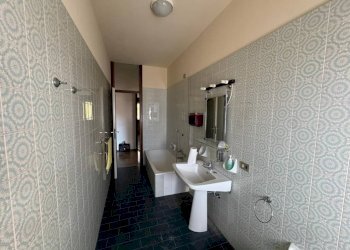 Bagno - Quadrilocale via Vittorio Veneto, 11, Varese - foto 32