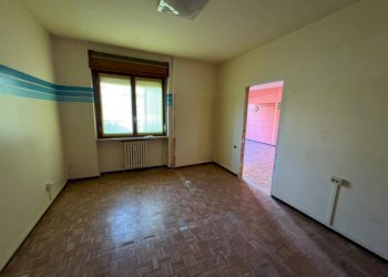 Camera da letto - Quadrilocale via Vittorio Veneto, 11, Varese - foto 36