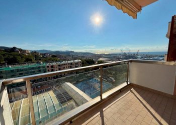 Terrazzo - Quadrilocale viale Villa Gavotti, Genova (zona Pegli) - foto 5