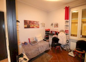 Camera da letto - Trilocale via delle Fabbriche, Genova (zona Voltri) - foto 23