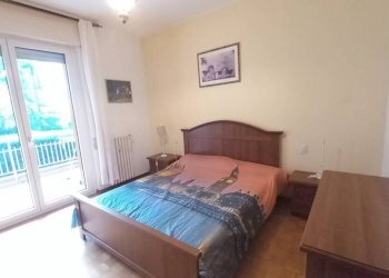 Camera da letto - Trilocale via Fabio Filzi, 22, Varese - foto 8