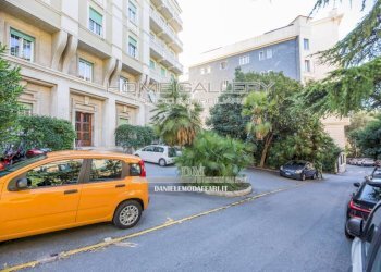 Zona - Appartamento via Accinelli, Genova (zona Castelletto) - foto 24