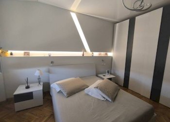 Camera da letto - Three-room apartment via Giovan Battista Quadrone, Mondovì - photo 9