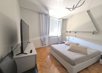 Camera da letto - Three-room apartment via Giovan Battista Quadrone, Mondovì - photo 10