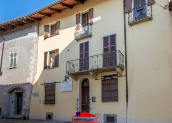 Facciata - Quadrilocale via Costanzo Rinaudo, 18, Busca - foto 1