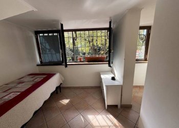 Camera da letto - Trilocale via Parco della Rimembranza, 37, Albano Laziale - foto 8