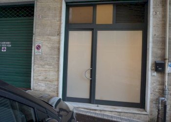 Ingresso - Negozio via Bartolomeo Carrea, 21r, Genova (zona Sampierdarena) - foto 10